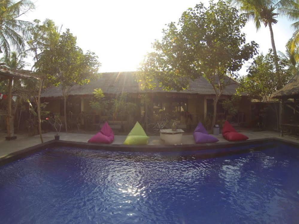 Indigenous Bungalow Gili Trawangan Extérieur photo
